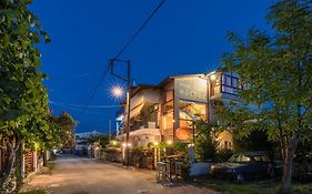 Nostos Apartments
